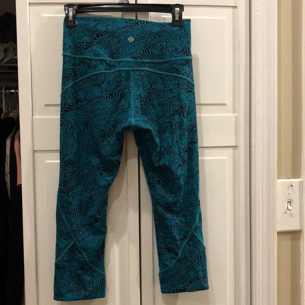 Lulu lemon leggings size 6